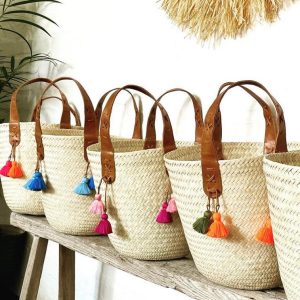Tassle basket